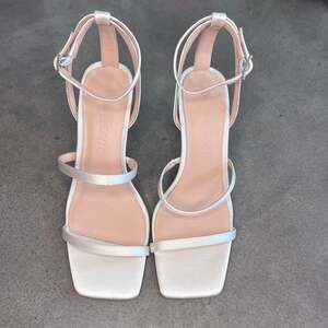 J.Crew Ava strappy glitter heel white satin formal shoes womens 8 NEW